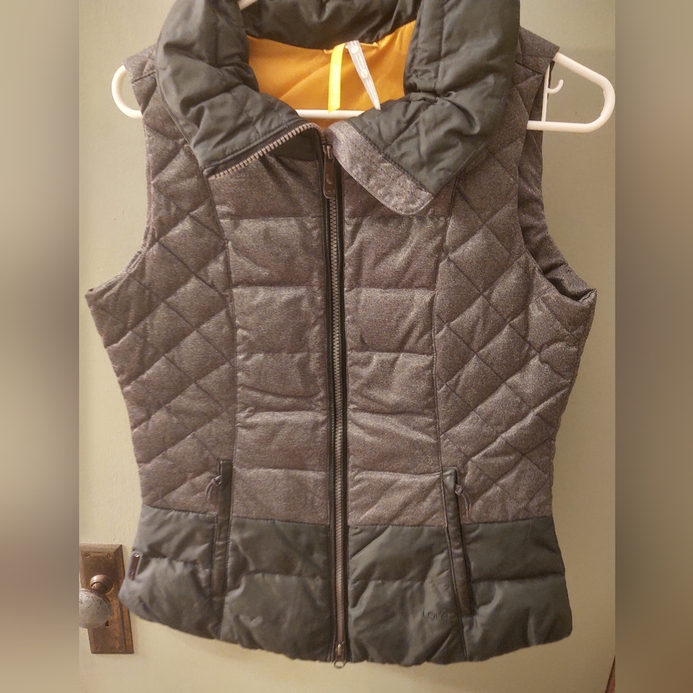 Lole quilted vest. Small